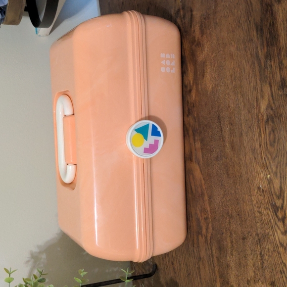 Caboodles Other - Vintage peach Caboodles case